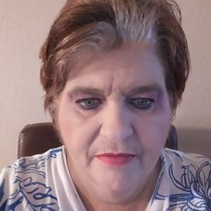 Meet your Posher, Vicki